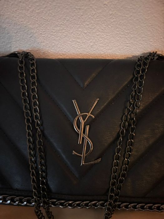 Mala preta em estado perfeito