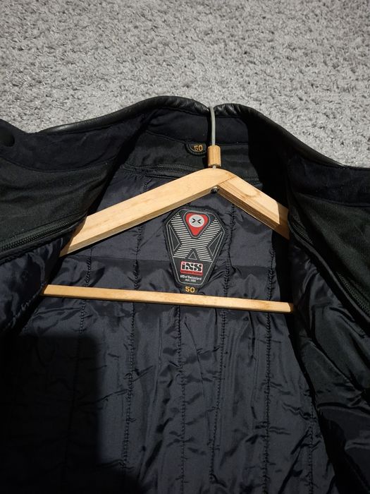 Кожаная мотокуртка IXS