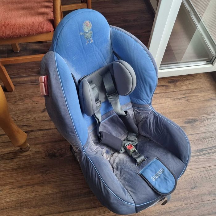 fotelik samochodowy dziecięcy coneco uniwersal 9-25 kg czysty wyprany