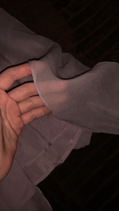 Італійська шаль з декоративними елементами