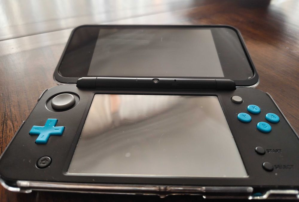 New Nintendo 2ds XL (ótimo estado)