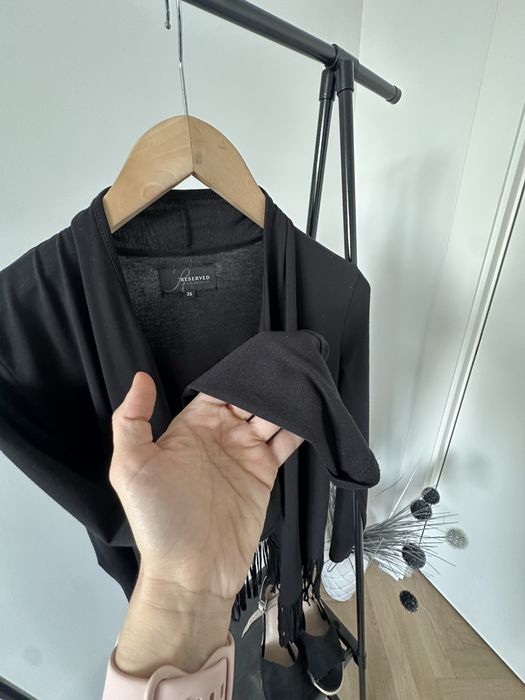 Narzutka czarna z frędzlami, boho, vintage, retro, ols school, basic