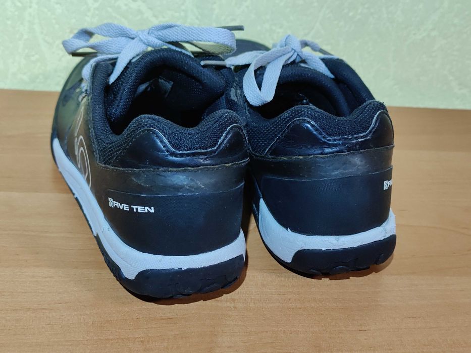 детские кроссовки , дитячі кросівки fiveten