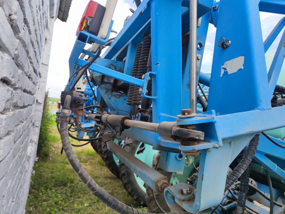 Оприскувач прицепний Berthoud Tracker 3200