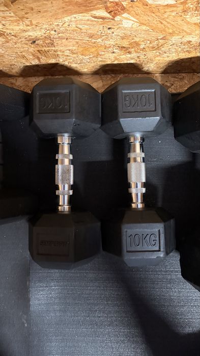 Dois conjuntos de dumbells