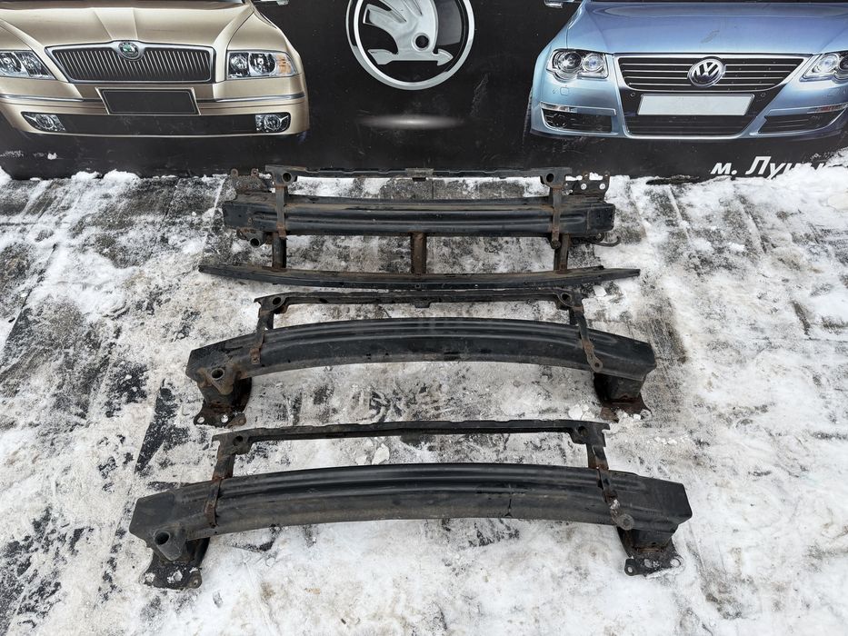 Усилитель бампера шкода а5 підсилювач бампера skoda a5 передня балка