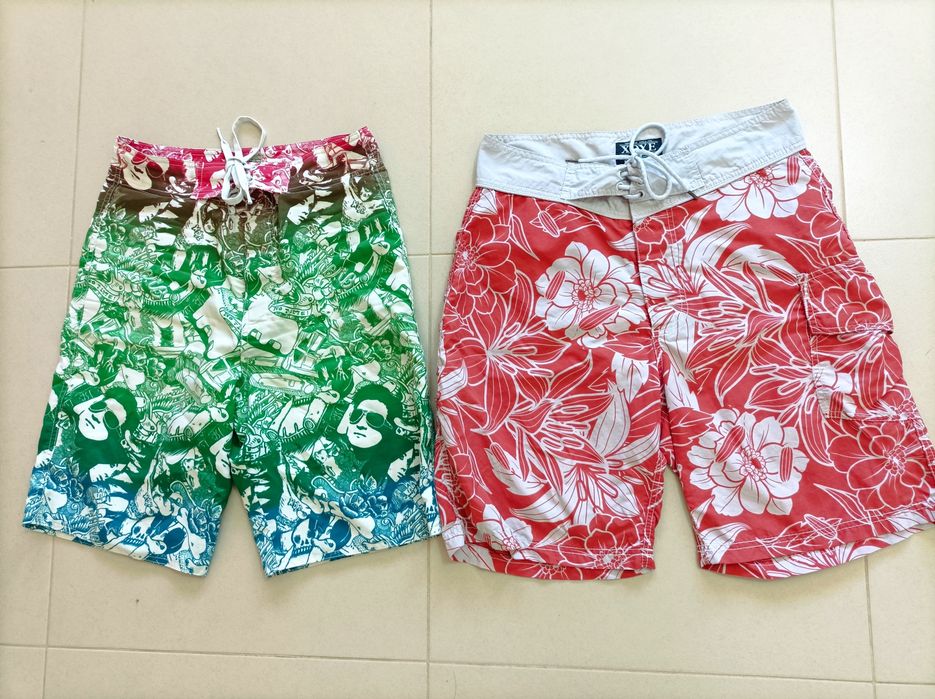 Lote de 2 Calções de Banho para Rapaz - Pull & Bear (16 Anos - Tam. S)
