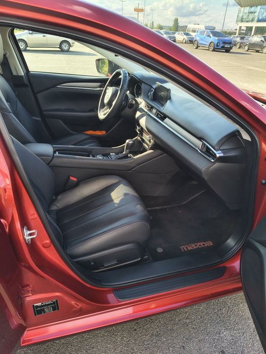 Продам официальный aвтомобиль Mazda 6