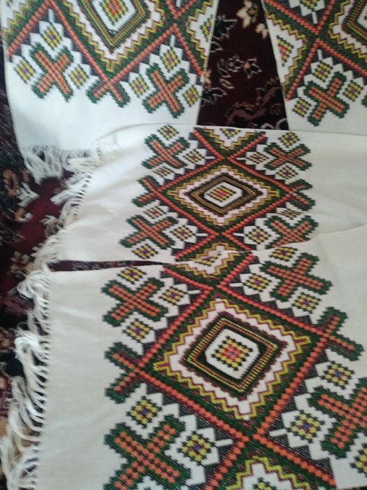 Продам вишиті рушники