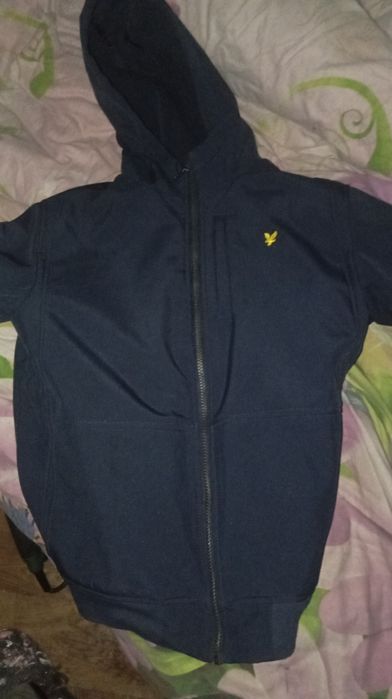 Ветровка  в хорошем состоянии