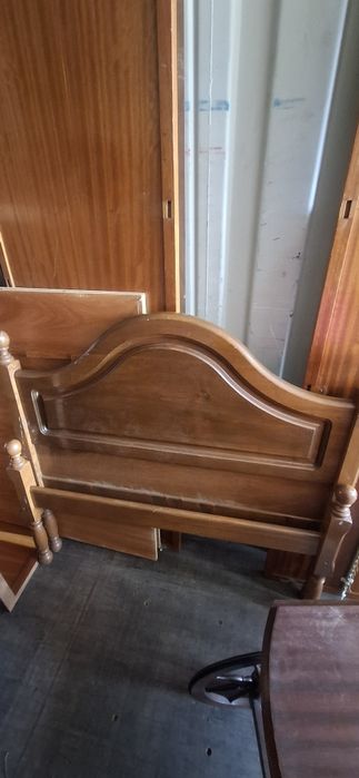 Cama de solteiro com colchao
