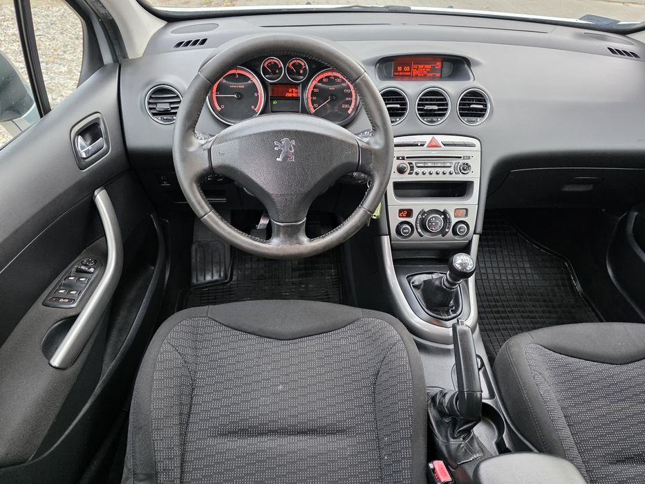 Peugeot 308 1,6HDi panorama klima alu