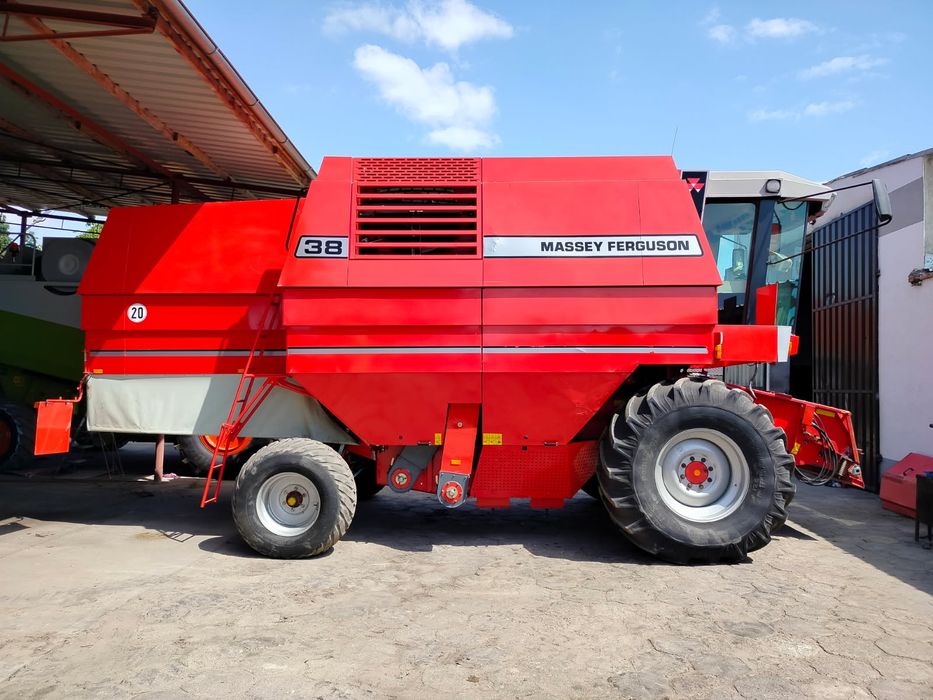 Kombajn Massey Ferguson 38