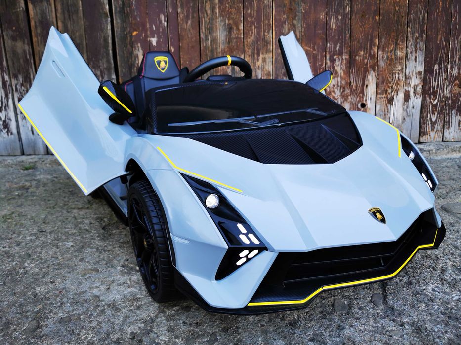 Samochód LAMBORGHINI AUTENTICA 4x4 Auto Akumulator Elektryczny DZIECI