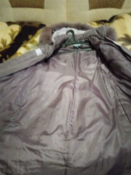 Женский теплый пуховик