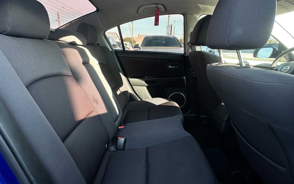 Mazda 3 2009 року