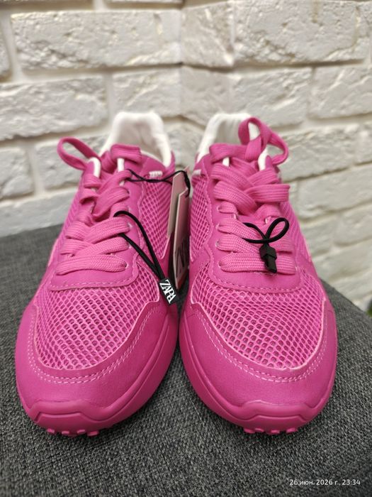 Кросівки ZARA 39 розмір 25,3 см