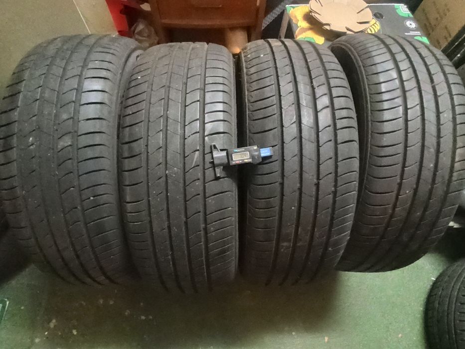 4szt opony kumho ECSTa HS51 215/55/18