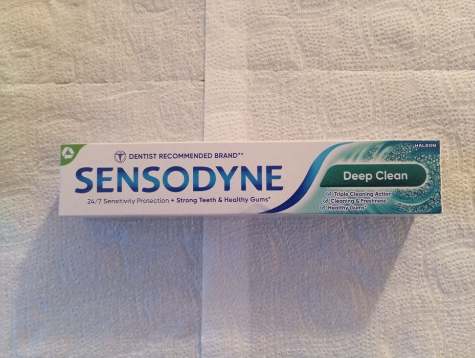 Sensodyne Deep Clean pasta do zębów 75ml 2 szt.