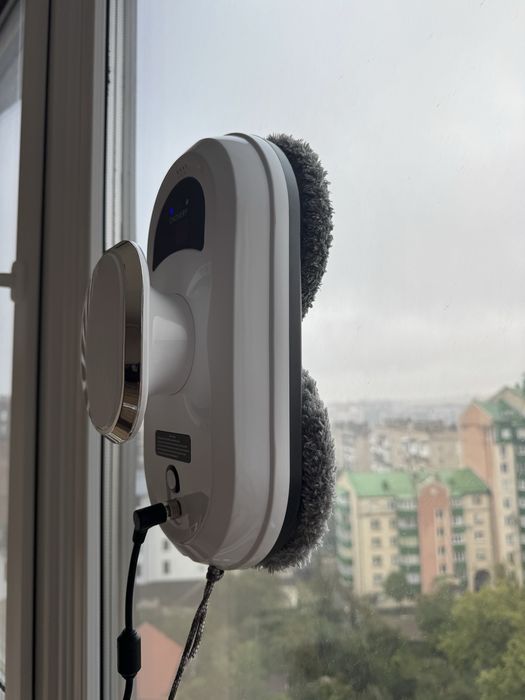 Робот для миття вікон