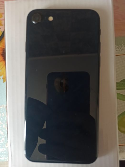 Iphone SE 3 64 gb midnight, на запчастини