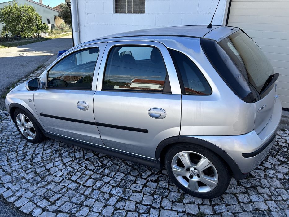 Vendo Opel Corsa 1.2 gasolina 2004