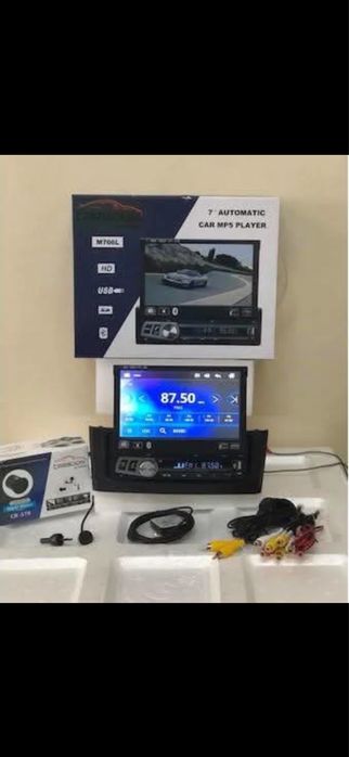 Radio z automatycznym ekranem