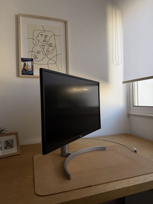 Monitor LG 27UL550-W 27 4K IPS
