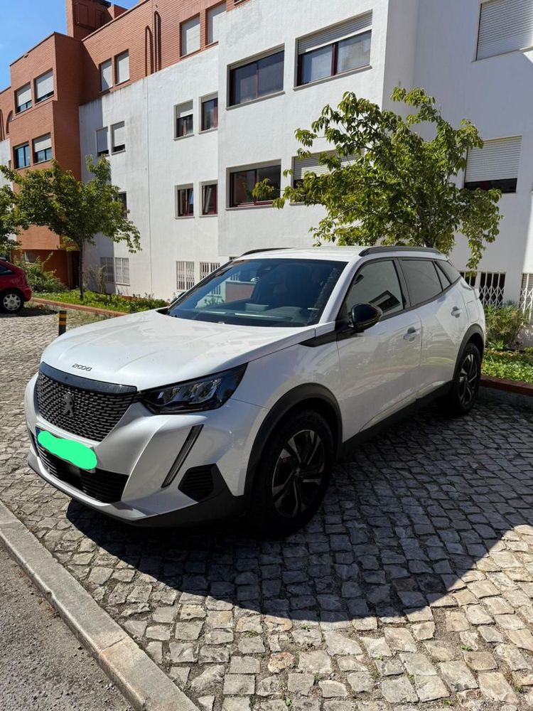 Peugeot 2008 PureTech 130 EAT8 Allure