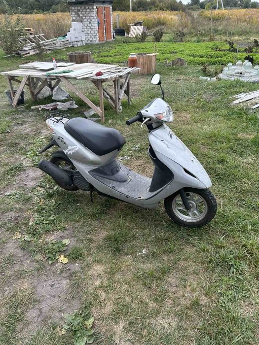 Продам скутер .хонда