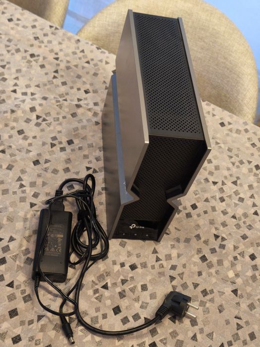 TP-Link Archer BE19000 Wi-Fi 7 Router 2 portas 10g + 4 portas 2.4gb,