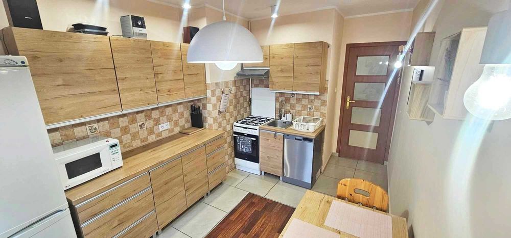 Centrum- duże 2- pokojowe, 63m2