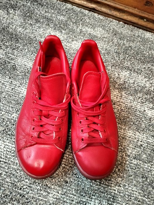 Женские кроссовки Adidas Stan Smith .