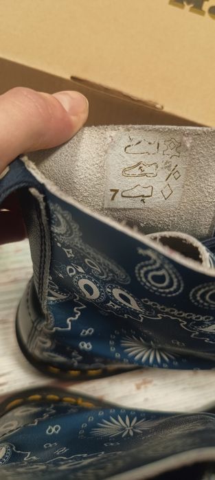 Martensy damskie skóra naturalna trzewiki sznurowane Dr Martens Pascal Bandana 1460  39
