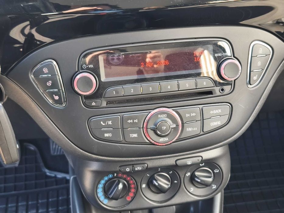 OPEL Corsa E 2017 90tys km 1,4 90KM 5 drzwi