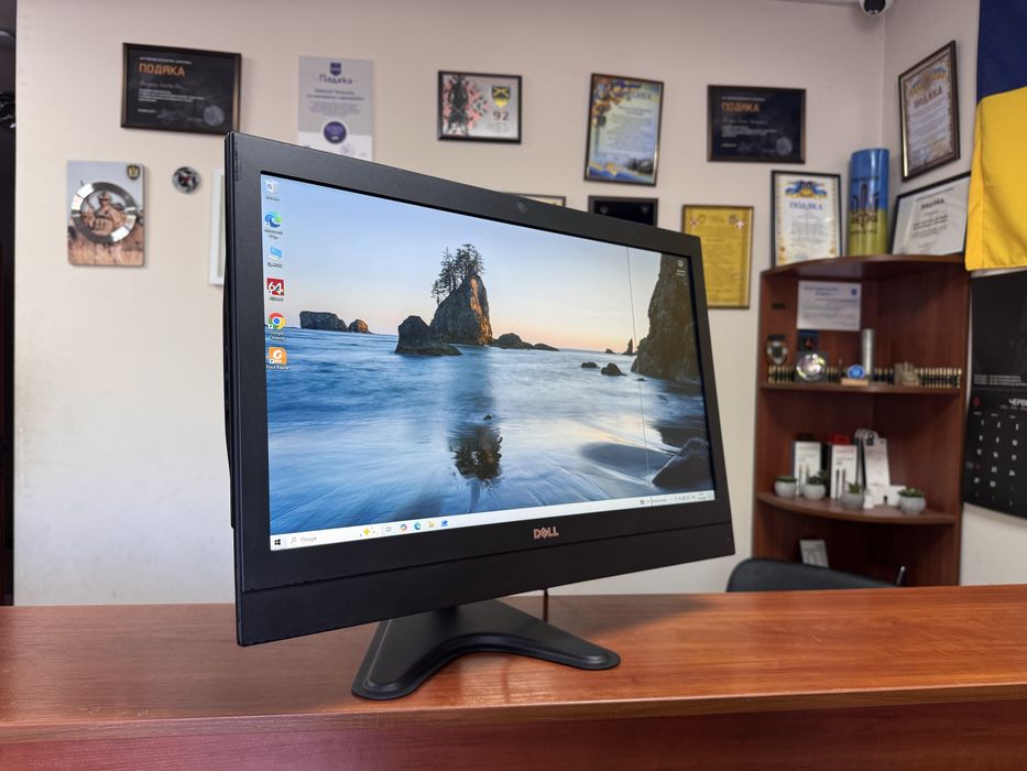 Моноблок Dell OptiPlex 7450 / i3-6100U / 8GB / 256GB SSD / 24" FHD IPS