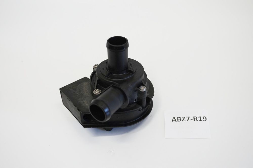 pompa wody ford tourneo connect iii 5q0965567