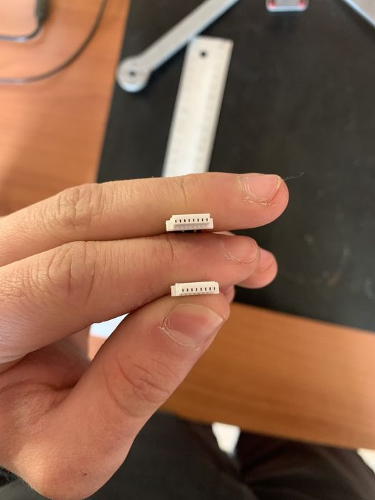 Конектор 8 пін 8 pin