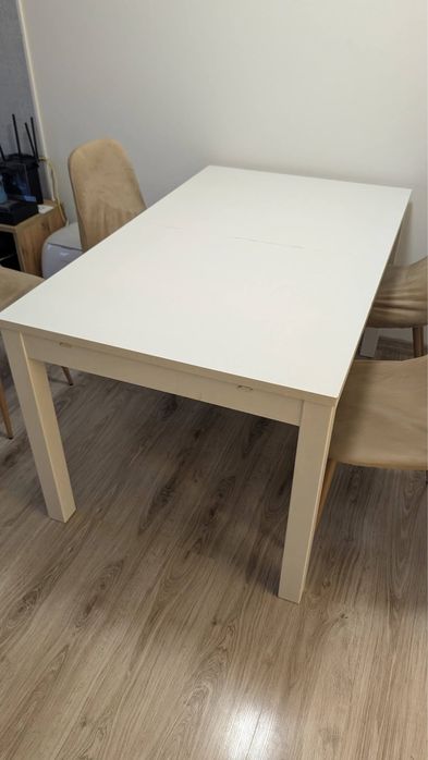 Stół Ikea rozkładany