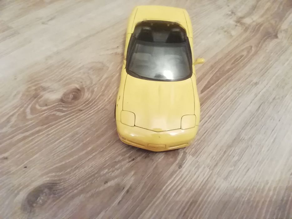 Samochód matchbox corvette