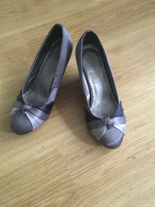 Buty damskie szarości Clara Barson 36