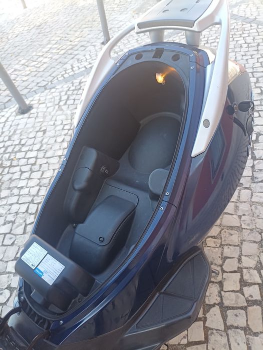 Vendo scooter aprilia atlantic 125cc