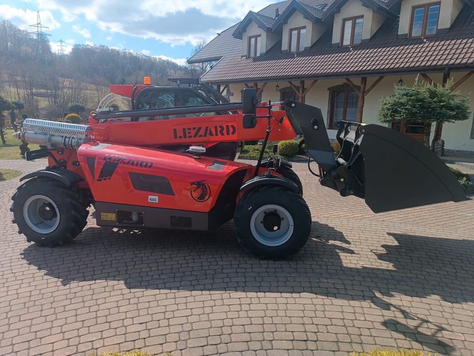 Ładowarka Lazard 3507 nowa małe wymiary