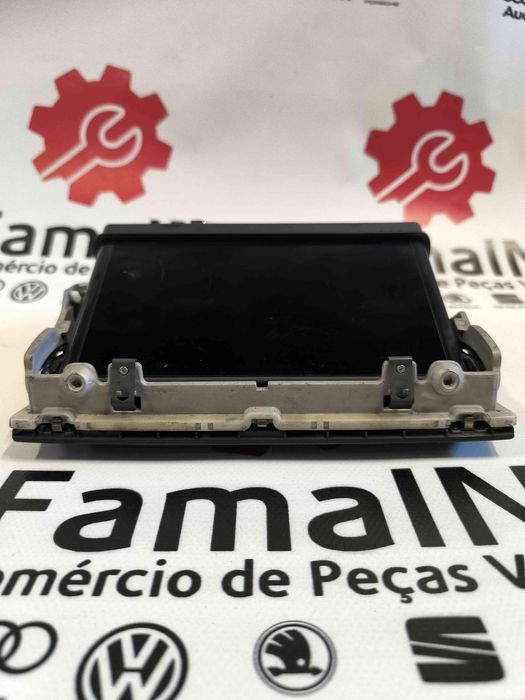Display do Ar Condicionado / Rádio / GPS / DVD - 8V0857273N