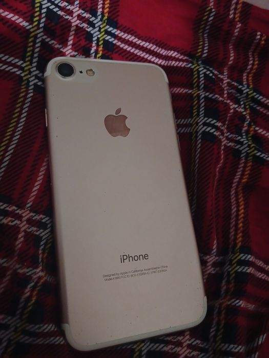 iPhone 7 128GB Rose Gold |  Идеальное состояние | Защитное стекло