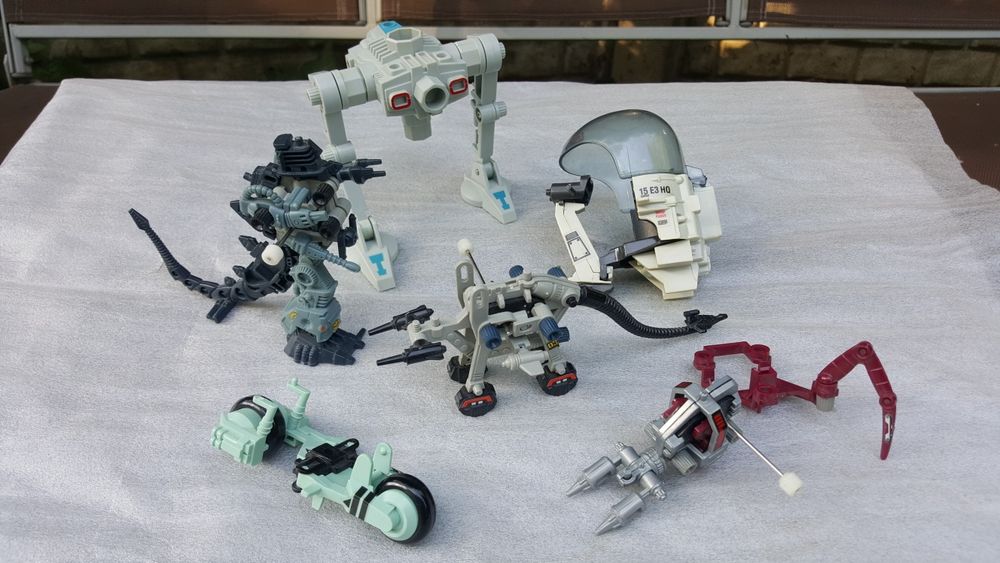 Zabawka pojazdy robot Star Wars TOMY HASBRO Spacelink lego statki