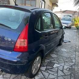 Vendo Citroën C3 2004 Completo! ,  O carro está parado há algum tempo e estou a ofrecer tal como esta.