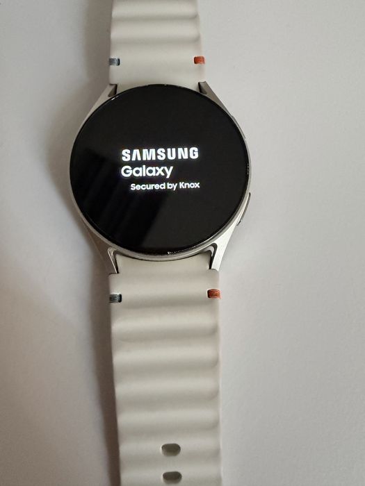 Zegarek Galaxy Watch 7 LTE GPS  WiFi