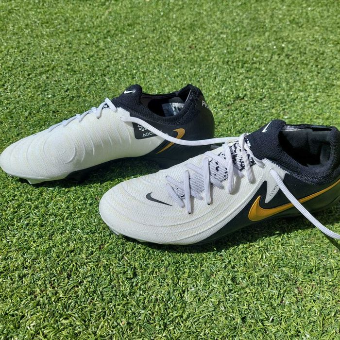 Chuteiras Nike Phantom GX II PRO FG