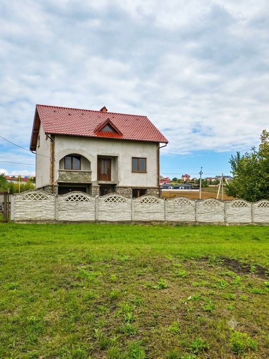 Продається будинок В. Кучурів